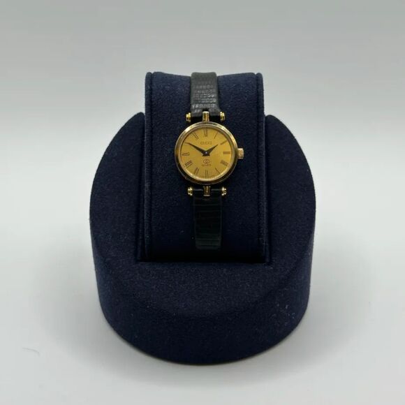 Vintage Genuine Swiss Gucci 2000L Sherry Slim Black Leather Ladies 23mm Watch - Picture 2 of 15